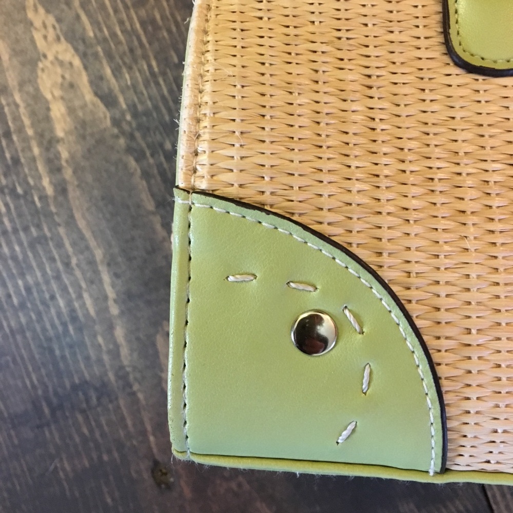 Woven straw look Lime Green & Tan Handbag - Picture 4 of 8